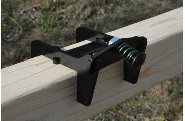 Image of CTS Targets Horizontal Pro Target Hanger, Black, 7.5in  L x 4.5in  W x 5.5in  H, NSN N CTS-HPH-039