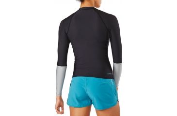 Image of Dakine WomenS Flow Snug Fit L-S, BLACK, M, 10001678-LK-M