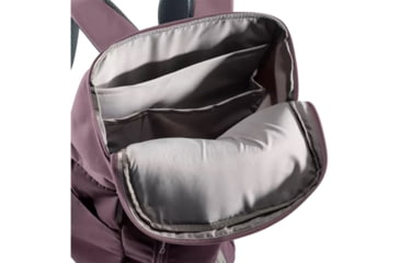 Image of Demo, Deuter UP Stockholm Daypack, Aubergine/Grape, 386002155670