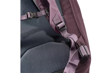 Image of Demo, Deuter UP Stockholm Daypack, Aubergine/Grape, 386002155670