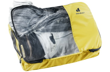 Image of Deuter Mesh Zip Pack 10, Turmeric/Black, 394192187060