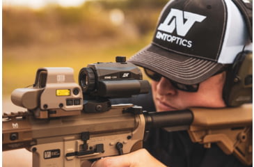Image of DNT Optics NVMD-C200 1-6x Night Vision Riflescope