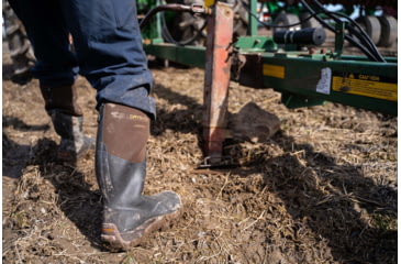 Image of Dryshod Haymaker Hi Farm Boot - Mens, Brown/Peanut, 8, HAY-MH-BR-008