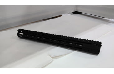 Image of EDEMO UTG Pro M-LOK M&amp;P10 17in Super Slim Free Float Handguard, Black, MTU038SSMC, EDEMO3