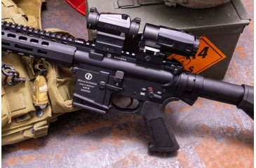 Image of Falke B5X LE w/ FlipUp Mounting Magnifier, Black, Fal30-0038