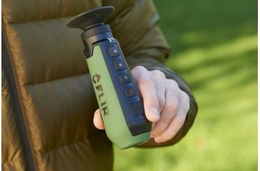 Image of FLIR Systems Scout TK Pocket-Sized Thermal Monocular, Detector 160 X 120, Black/Green 431-0012-21-00S