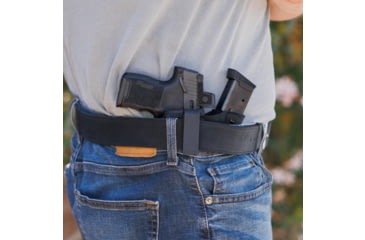 Image of Galco Walkabout 3.0 Strongside/Crossdraw Iwb Holster, Glock 48 No Rail, Glock 48 Mos No Red Dot, Glock 48 Mos W/Red Dot, Glock 48 W/Wo Red Dot No Rail, Ambidextrous Hand, Black, WK3-834RB