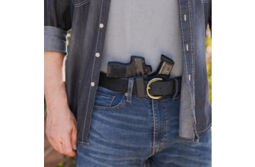 Image of Galco Walkabout 3.0 Strongside/Crossdraw Iwb Holster, Glock 48 No Rail, Glock 48 Mos No Red Dot, Glock 48 Mos W/Red Dot, Glock 48 W/Wo Red Dot No Rail, Ambidextrous Hand, Black, WK3-834RB