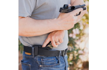 Image of Galco Walkabout 3.0 Strongside/Crossdraw IWB Holster, Ruger Max-9 3.2in, Right, Black, WK3-890RB