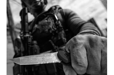 Image of Gerber Propel Auto - 420c Blade, Black G-10 Handle - 30-000842