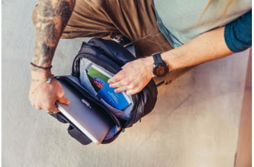 Image of Gregory Border 25 L Pack, Total Black, One Size, 104089-2426