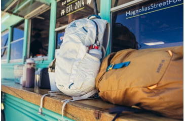 Image of Gregory Nano 18L Daypack - Mens, Moab Tan, One Size, 153057-A546