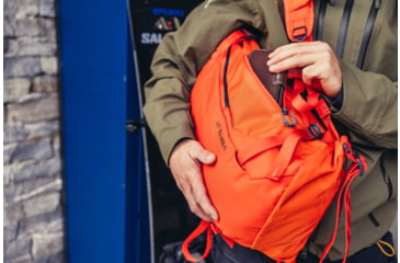 Image of Gregory Verte 18L Snow Pack, Apres Orange, Small/Medium, 147907-A388