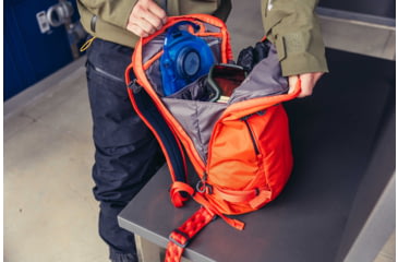 Image of Gregory Verte 18L Snow Pack, Apres Orange, Small/Medium, 147907-A388