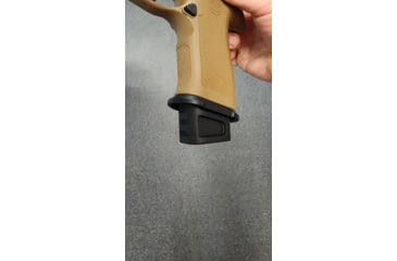 Image of Herrington Arms HA SIG Sauer P320 5 Round Magazine Extension, Black, 5MAGEXT320-BL/BL