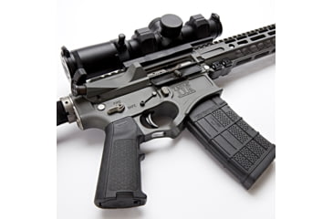 Image of Hi-Lux Optics CMR8 1-8X26 Rifle Scope w/Green Reticle, Matte Black, CMR8F