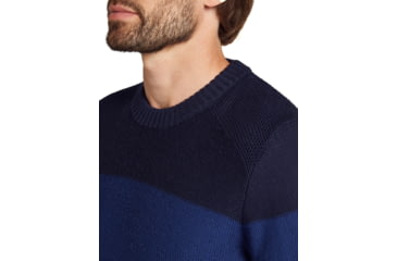 Image of Icebreaker Men Waypoint Crewe Sweater, Midnight Navy/Royal Navy/CB, M, IB104328938M