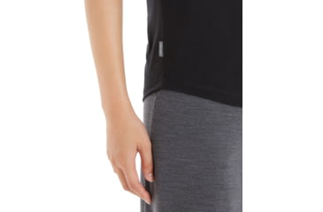 Image of Icebreaker Sphere II Short Sleeve Scoop T-Shirt - Women's, Black, Large, IB0A56EY001L