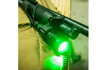 Image of IProtect 6689 O2 Beam Long Range 40/400 Lumens Aircraft Grade Aluminum Black CR1