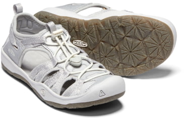Image of KEEN Big Kids Moxie Sandals, Silver, 5, 1018360-900-5
