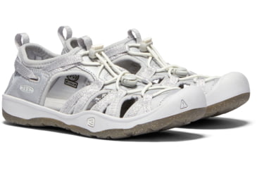 Image of KEEN Big Kids Moxie Sandals, Silver, 5, 1018360-900-5