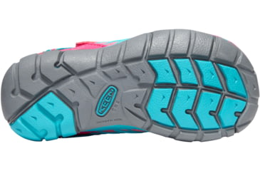 Image of KEEN Little Kids Chandler CNX Sandals, Bright Pink/Lake Green, 8, 1020655-600-8