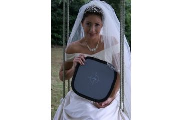 Image of Lastolite Camera Lighting Equipment Ezybalance Grey/white Card 12&quot; in Use