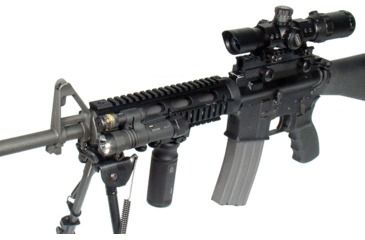 Image of Leapers UTG PRO Model 4/AR15 Mid Length Drop-in Quad Rail, Black, MTU007
