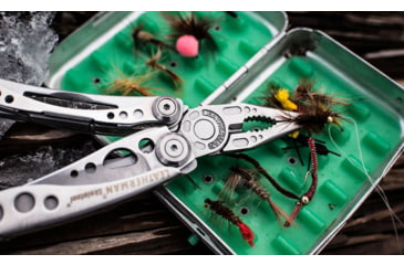 Image of Leatherman Skeletool Multi-Tool, 2.6in, 420HC Stainless Steel Clip Point Blade, Stainless Steel Handle, 830845