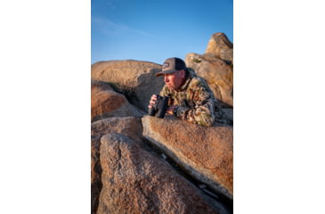 Image of Leica Geovid R 8x42mm Rangefinder Binocular, LED, Black, 40811