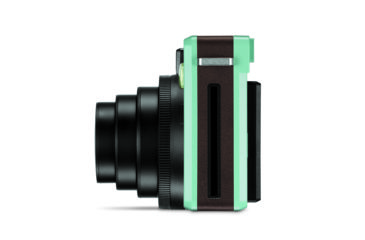 Image of Leica Sofort, Mechanical Shutter, 0.37x, 60 mm f/12.7, 34 mm in 35 mm Equivalent, Mint, 19101