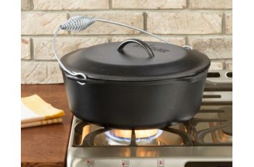 Image of Lodge Cast Iron Dutch Oven with Spiral Bail Handle, 9 quart, L12DO3