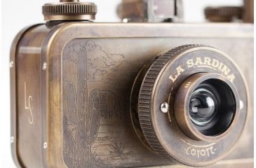 Image of Lomography La Sardina Metal Edition - Coyote 311