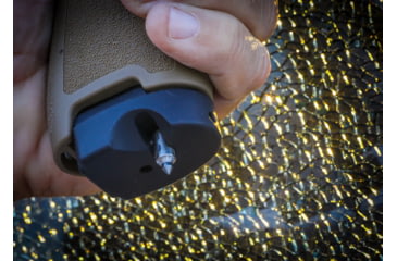 Image of MagBreaker Magazine Base w/ Retractable Glass Breaking Tip for SIG Sauer P365, Black, 0.97x1.8x0.67 inch, MB-P365