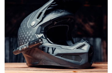 Image of Magne-Tech Rigel II 1100 Lm Magnetic, Rechargeable, Tactical Torch, RGLII