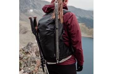 Image of Matador Beast 18 Ultralight Technical Backpack, Charcoal/Black, MATBE18001BK
