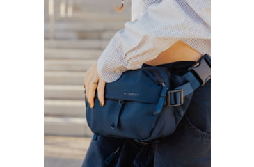 Image of Moment 2L Everything Sling, Navy, 106-206