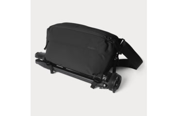 Image of Moment 4L Everything Sling, Black, 106-208
