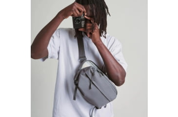Image of Moment 4L Everything Sling, Grey, 106-209