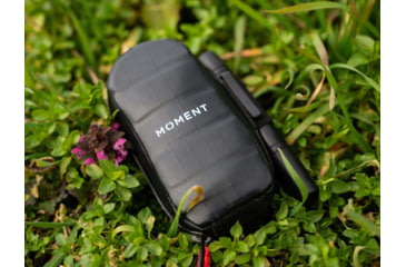 Image of Moment Dual Mobile Lens Pouch, Black Ripstop, 106-129