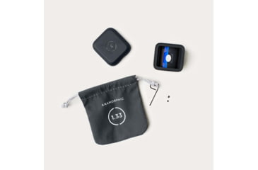 Image of Moment M-Series, 1.33x Anamorphic Lens, Blue Flare, Black, 130-001