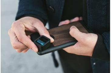 Image of Moment M-Series, 1.33x Anamorphic Lens, Gold Flare, Black, 130-004