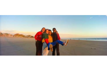 Image of Moment M-Series, 1.55x Anamorphic Lens, Gold Flare, Black, 130-006