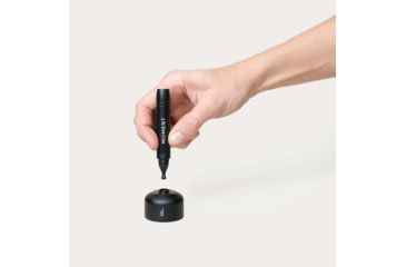 Image of Moment Mobile Lens Cleaning Pen, Black, 150-101