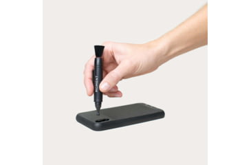 Image of Moment Mobile Lens Cleaning Pen, Black, 150-101