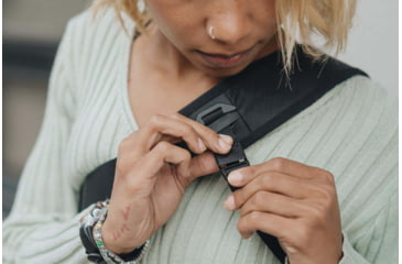 Image of Moment Rugged Camera Sling, 6L, NorthPak Black, 106-133