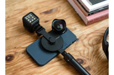 Image of Moment Pro Tripod Mount, For MagSafe Portrait and Landscape, Black, 107-016-M