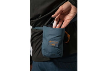 Image of Montane Finger Jam Chalk Bag, Orion Blue, One Size, PFJCBORIO09