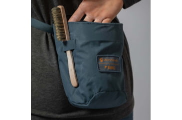 Image of Montane Finger Jam Chalk Bag, Orion Blue, One Size, PFJCBORIO09
