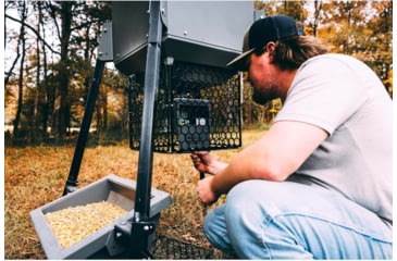 Image of Moultrie 12V Ranch Series Solar Panel